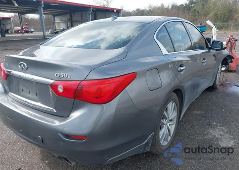 2015 Infiniti Q50 z USA, uszkodzony, nr VIN JN1BV7APXFM355082
